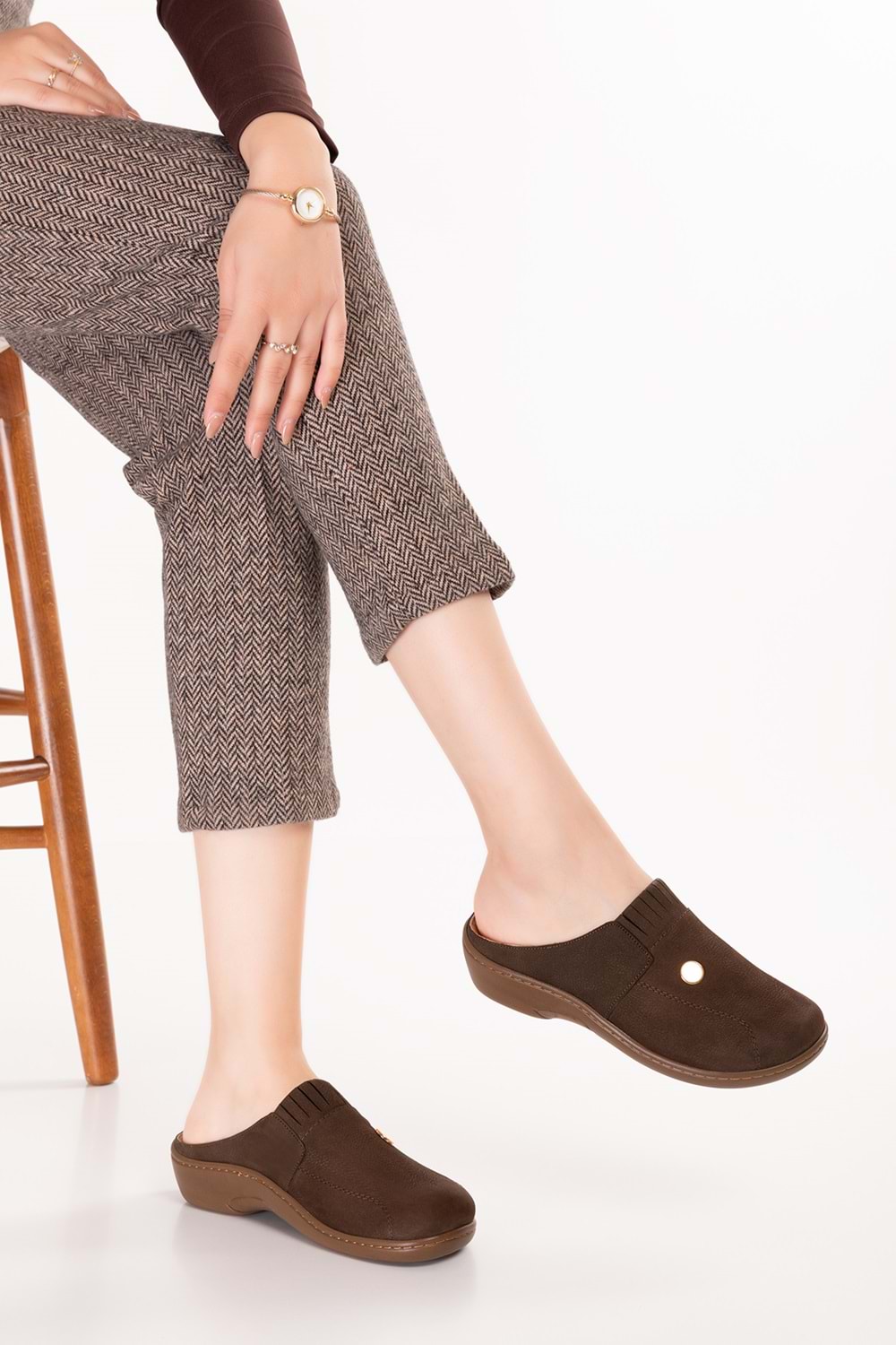 Gondol Kadın Hakiki Deri Özel Tabanı Çıkabilen Sabo Ev ve Dışarı Terlik yprk.281 - Kahve Nubuk - 38