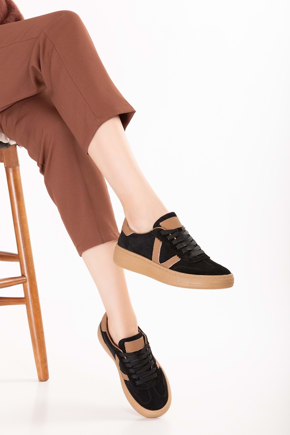 Gondol Içi Dışı Hakiki Deri Süet Anatomik Taban Hafif Spor Ayakkabı es.170 - Siyah Süet - 37