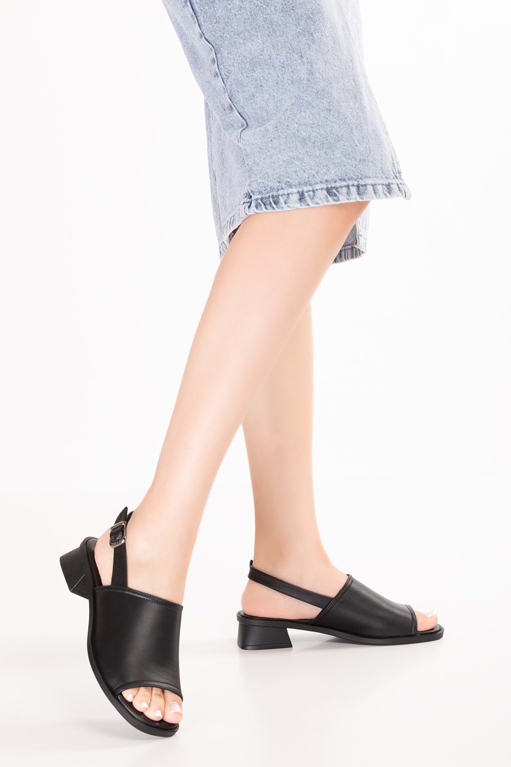 Gondol Hakiki Deri Günlük Hafif Taban Topuklu Klasik Sandalet ez.6188tc - Siyah - 36
