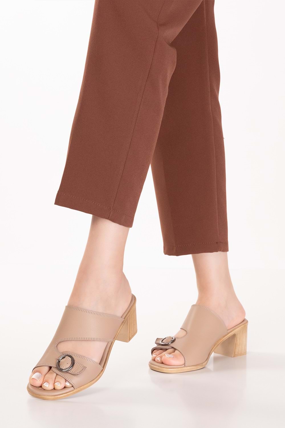 Gondol Hakiki Deri Topuklu Klasik Günlük Sandalet ez.2222rc - Vizon - 38