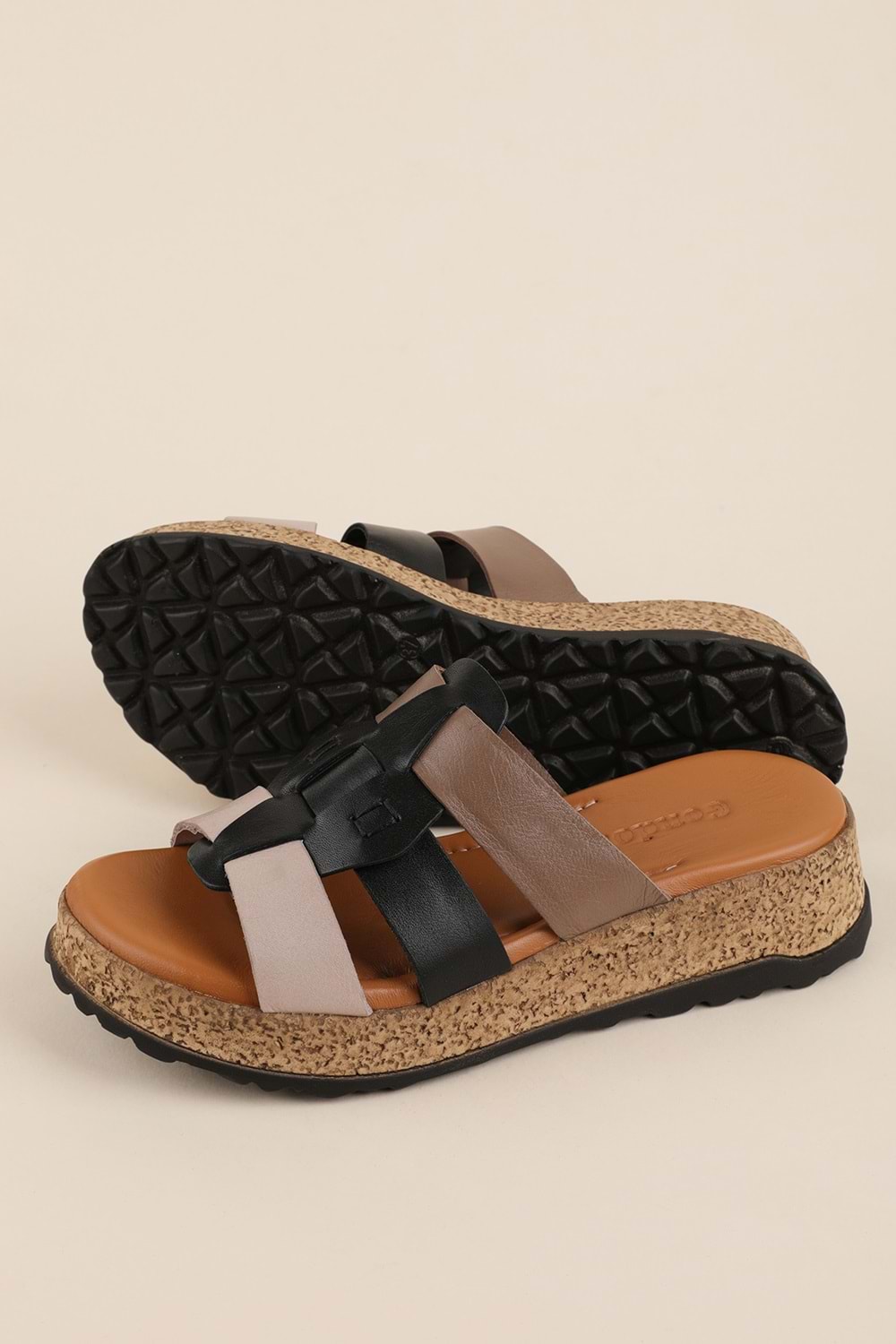 Gondol Kadın Hakiki Deri Kalın Tabanlı Günlük Terlik iz.5706 - Siyah - 37