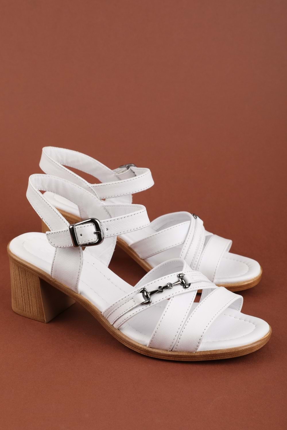 Gondol Hakiki Deri Topuklu Klasik Günlük Sandalet ez.2220bc - Beyaz - 37