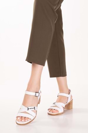 Gondol Hakiki Deri Topuklu Klasik Günlük Sandalet ez.2220bc - Beyaz - 38