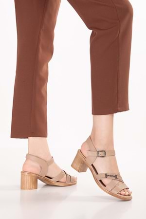 Gondol Hakiki Deri Topuklu Klasik Günlük Sandalet ez.2220bc - Vizon - 36