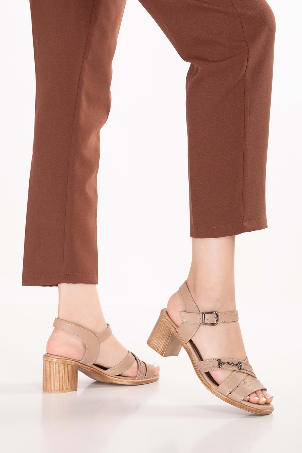 Gondol Hakiki Deri Topuklu Klasik Günlük Sandalet ez.2220bc - Vizon - 38