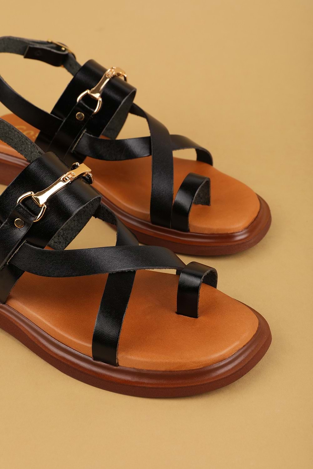 Gondol Hakiki Deri Vaketa Parmak Arası Sandalet crm.501 - Siyah - 38