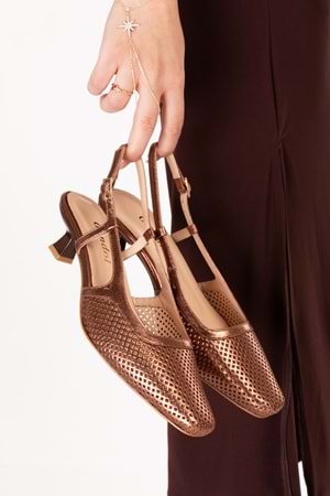 Gondol Kadın Hakiki Deri İnce Stiletto Topuklu Ayakkabı brgl.6136 - Bakır - 37