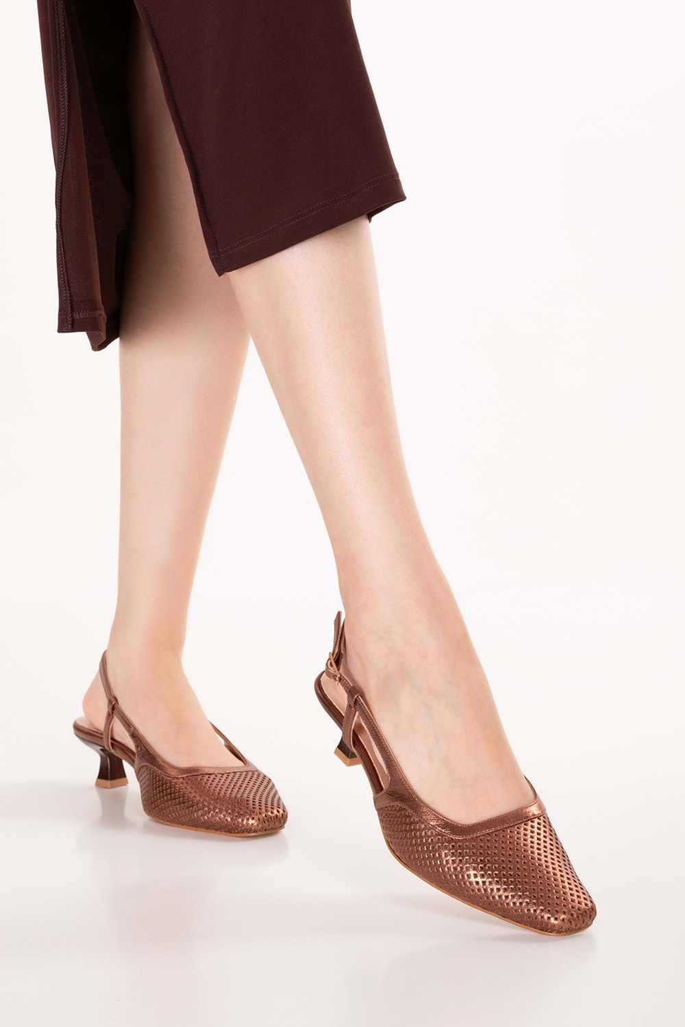 Gondol Kadın Hakiki Deri İnce Stiletto Topuklu Ayakkabı brgl.6136 - Bakır - 37