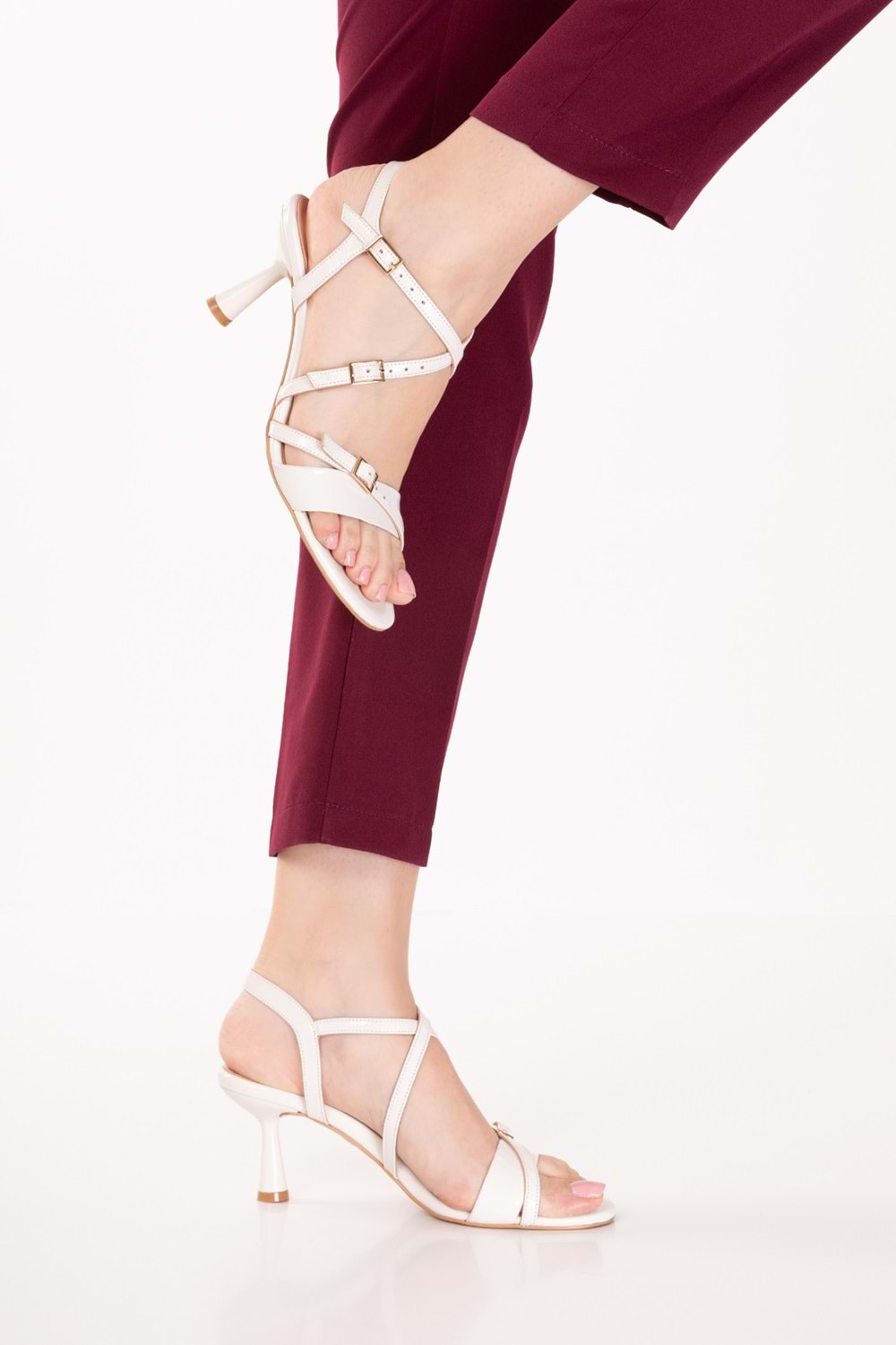 Gondol Kadın Hakiki Deri İnce Stiletto Topuklu Ayakkabı brgl.6129 - Bej Rugan - 38