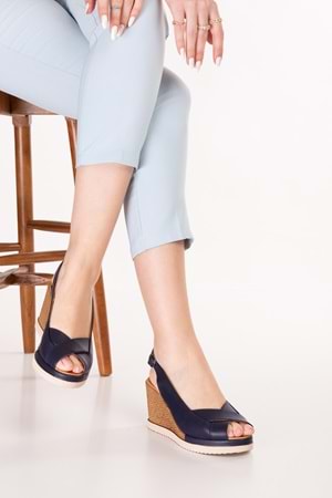 Gondol Hakiki Deri Dolgu Topuklu Günlük Sandalet pkr.501 - Lacivert - 37