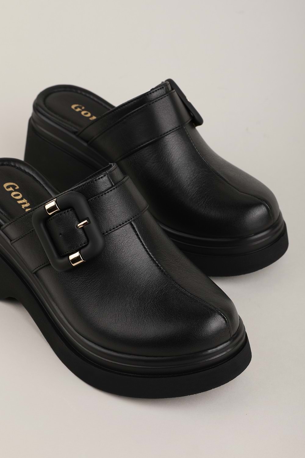 Gondol Hakiki Deri Platform Taban Sabo Terlik pkr.64030 - Siyah - 37