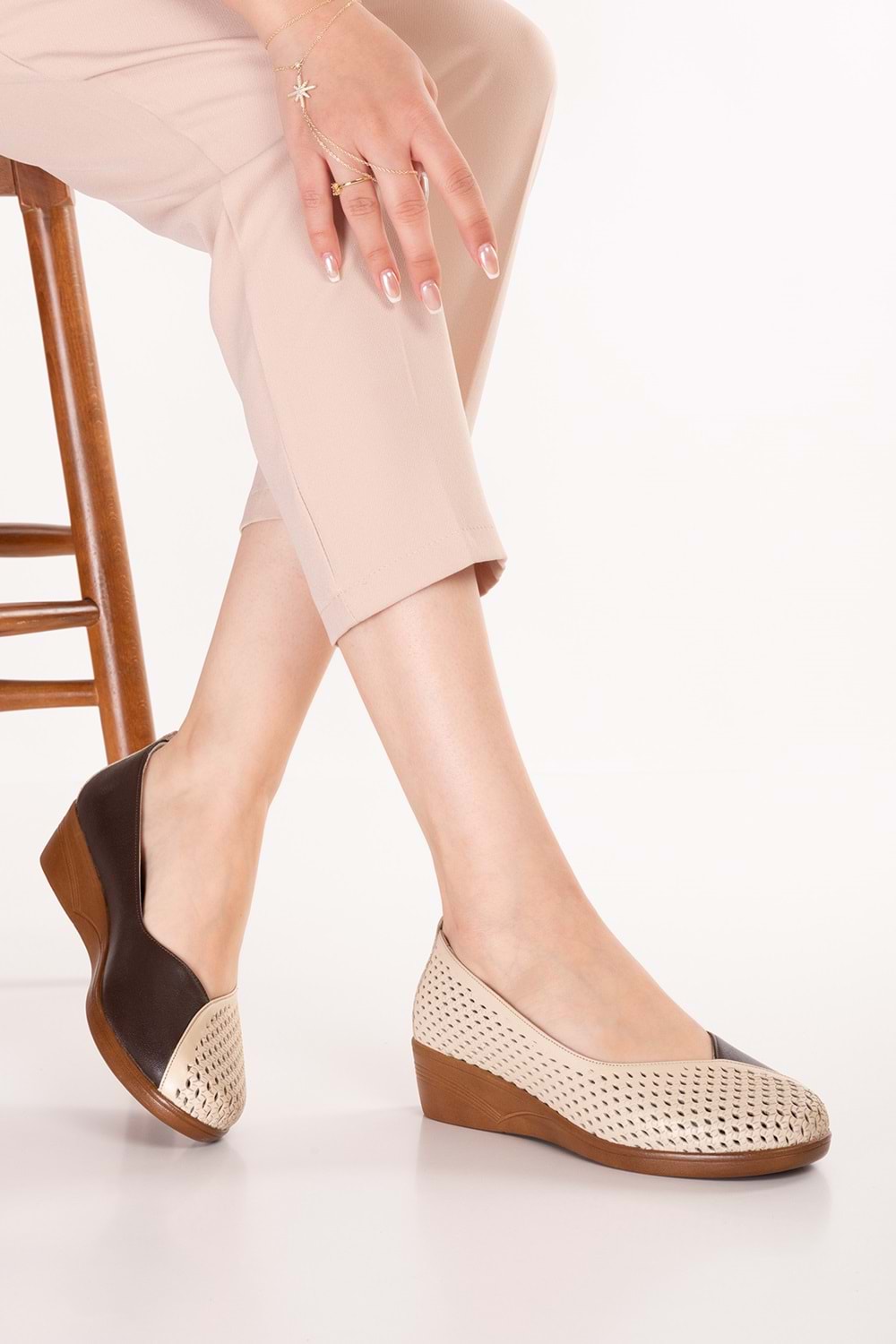 Gondol Hakiki Deri Rahat Günlük Delikli Yazlık Ayakkabı vdt.2644 - Kahve Krem - 37