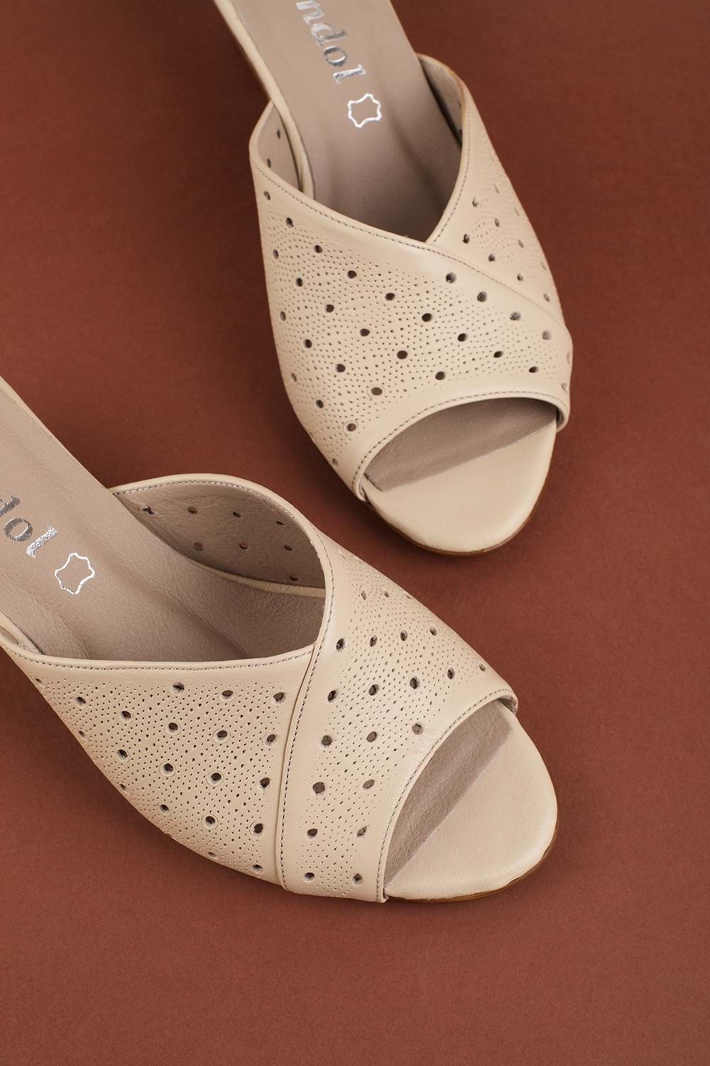 Gondol Kadın Hakiki Deri Topuklu Terlik vdt.222 - Bej - 36