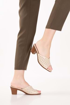 Gondol Kadın Hakiki Deri Topuklu Terlik vdt.222 - Bej - 36