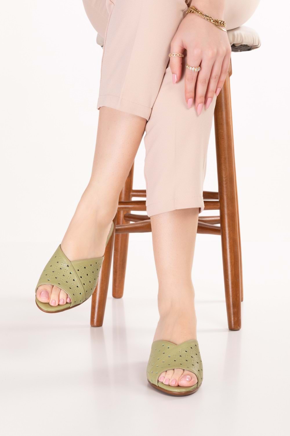 Gondol Kadın Hakiki Deri Topuklu Terlik vdt.222 - Haki - 42