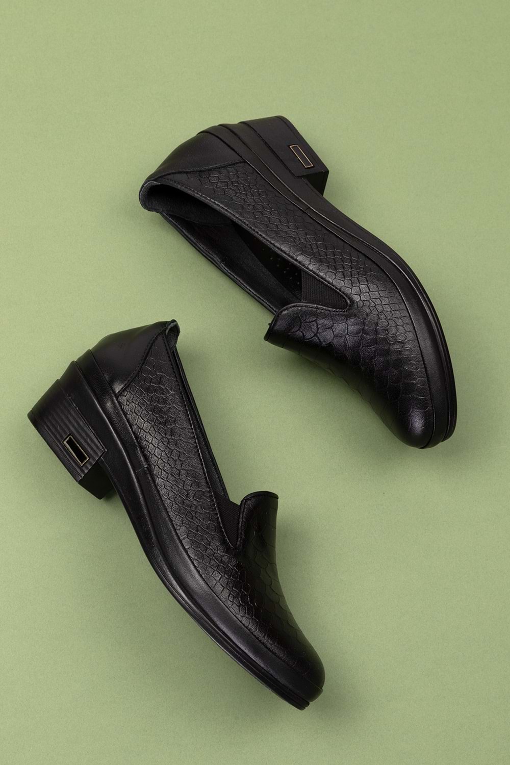 Gondol Hakiki Deri Kısa Topuklu Lastik Detaylı Ayakkabı msa.65 - Siyah - 40